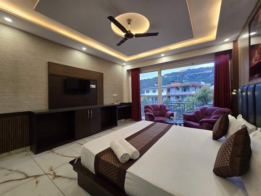 Triple Bed with Balcony